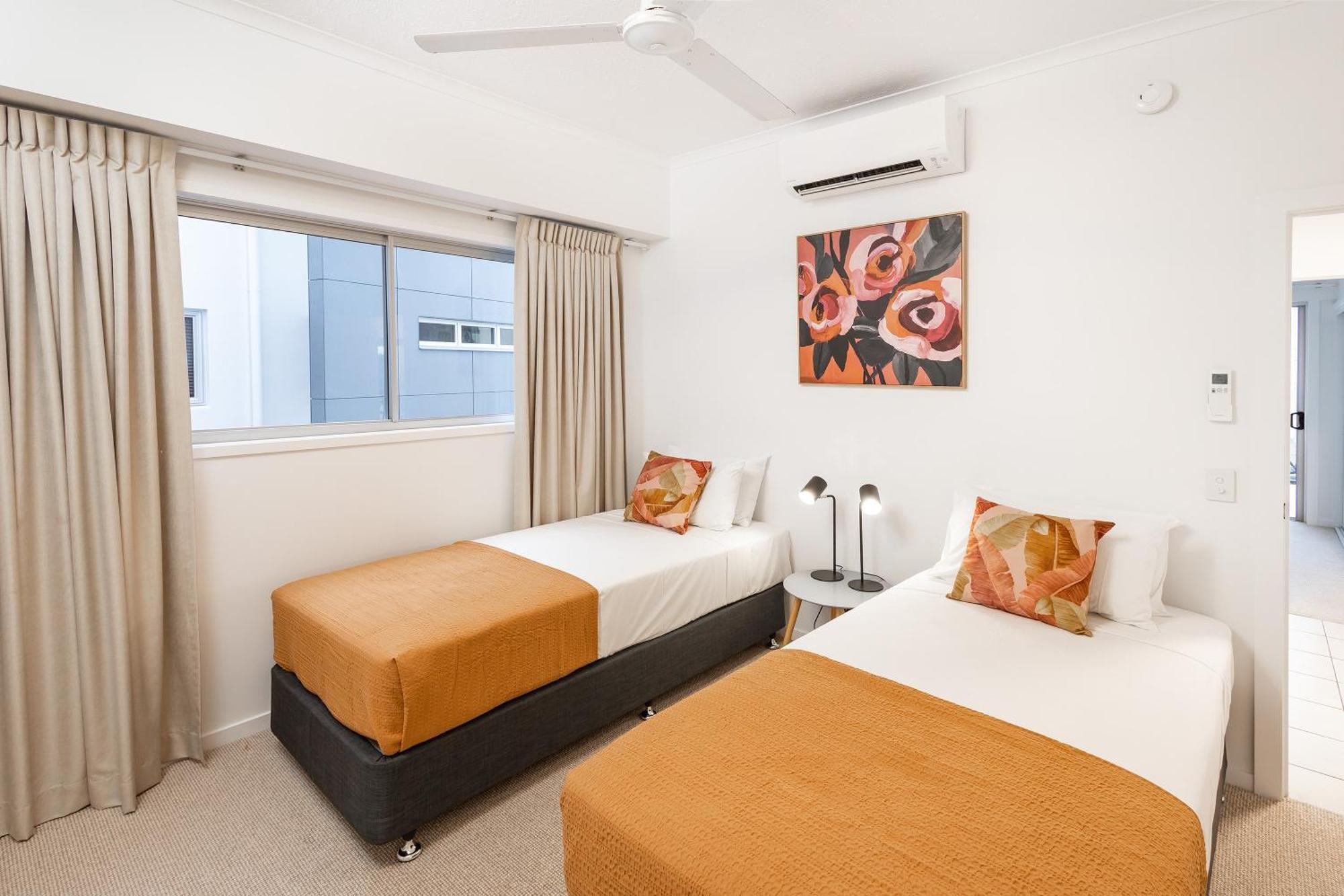 Apartment Panoramic Views 3br *